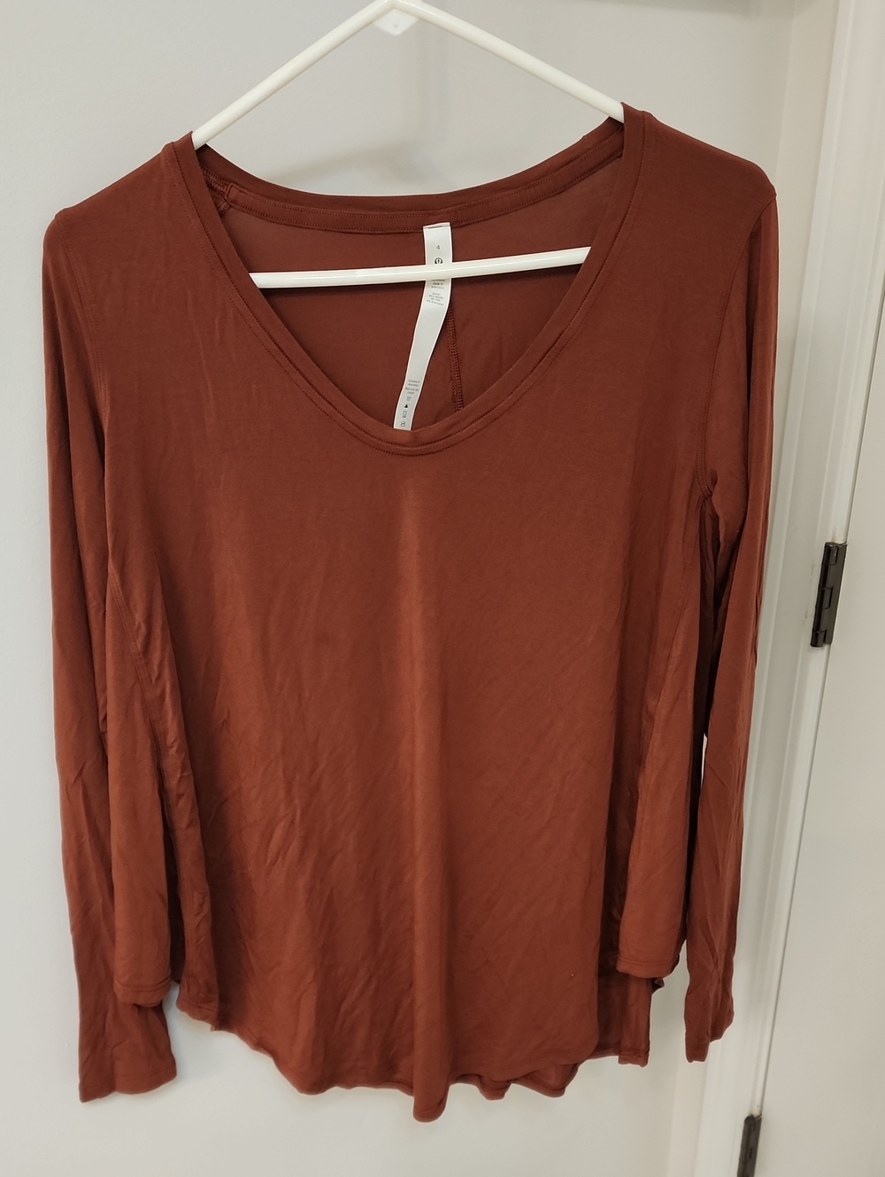 lululemon athletica Long Sleeve V-Neck Top - Rust Brown